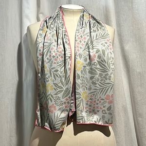 beat the heat in this water cooling towel/scarf-NWT